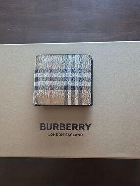 Burberry Classic Check Bi-Fold Wallet in Beige